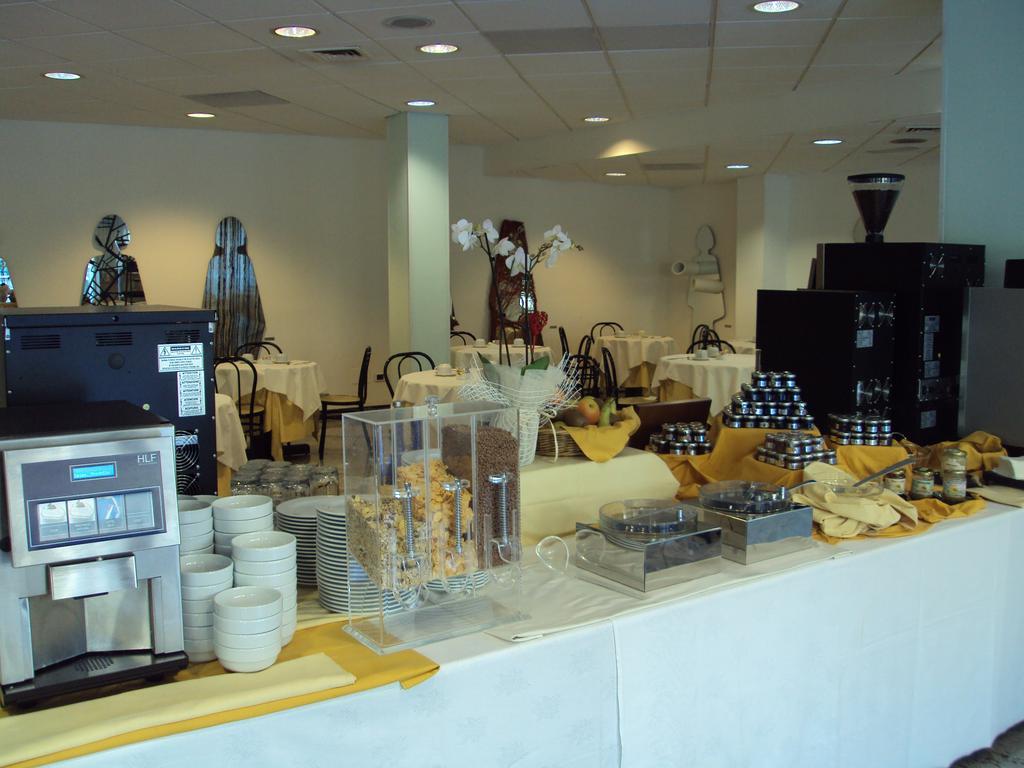Arte Hotel פרוג'ה מראה חיצוני תמונה
