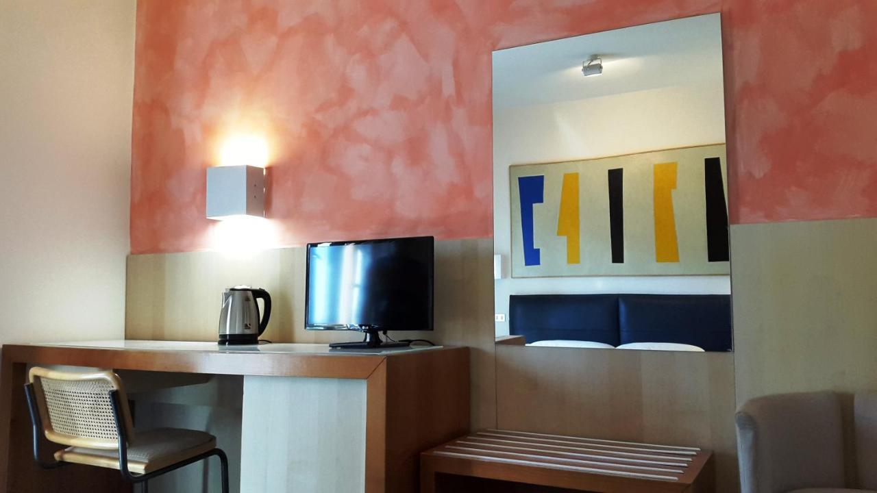 Arte Hotel פרוג'ה מראה חיצוני תמונה